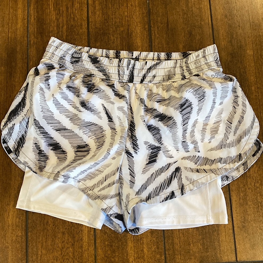 DSG size small white black and grey striped running shorts